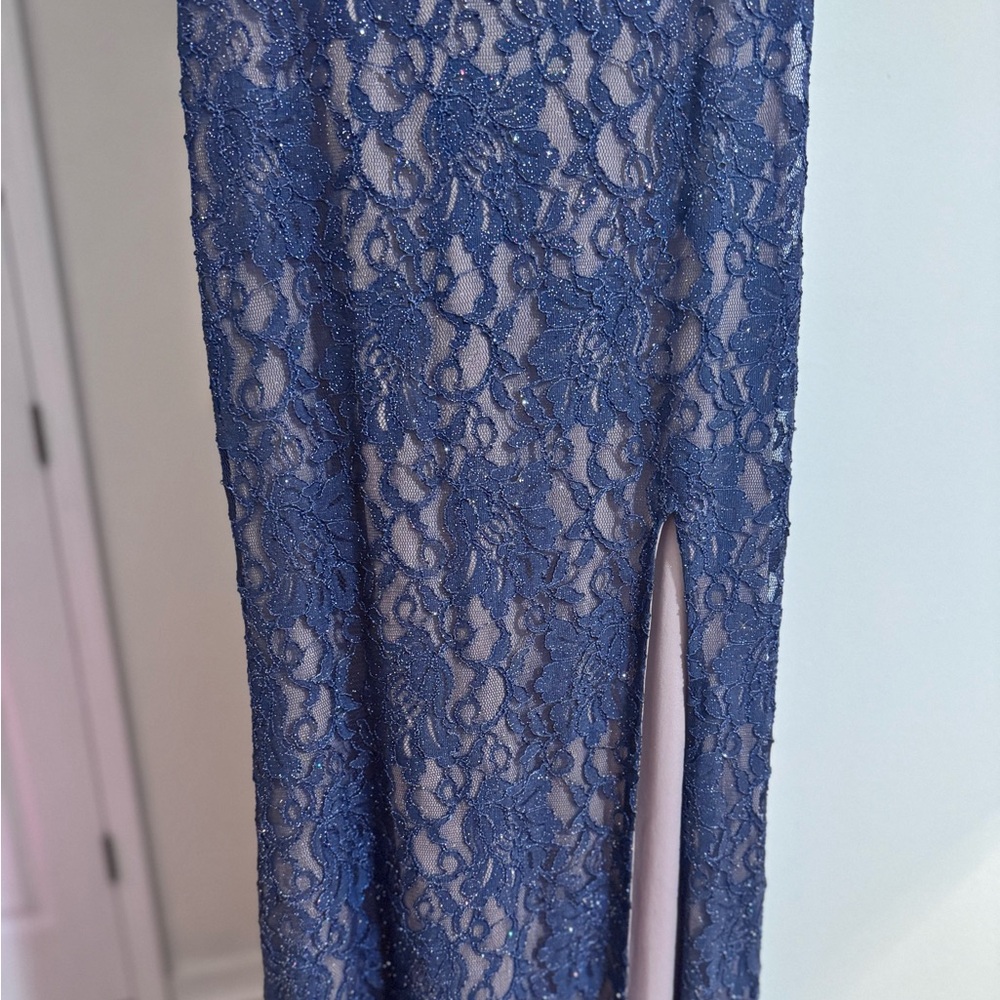 Jodi Kristopher Gown Size 3 - Picture 4 of 7
